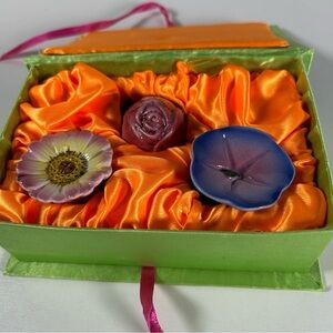 Porcelain Flower Shaped Trinket Boxes W/Case Set 3 RARE Vintage Lillian Vernon